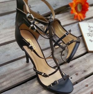 Adriana New York Heels